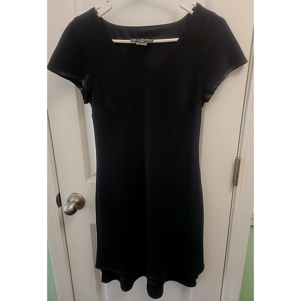 Vintage S.L. Fashions Womens Black Dress Size 4P 4 Petite V Neck